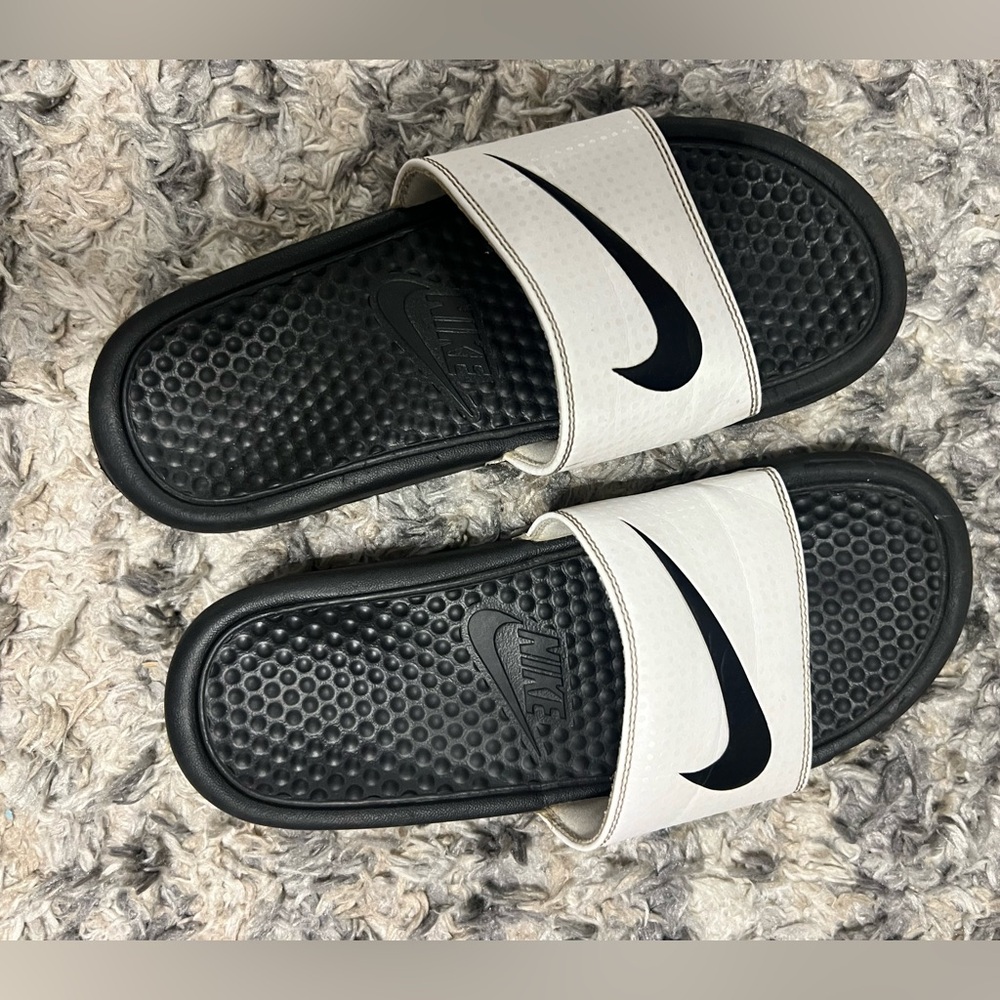 Nike slides